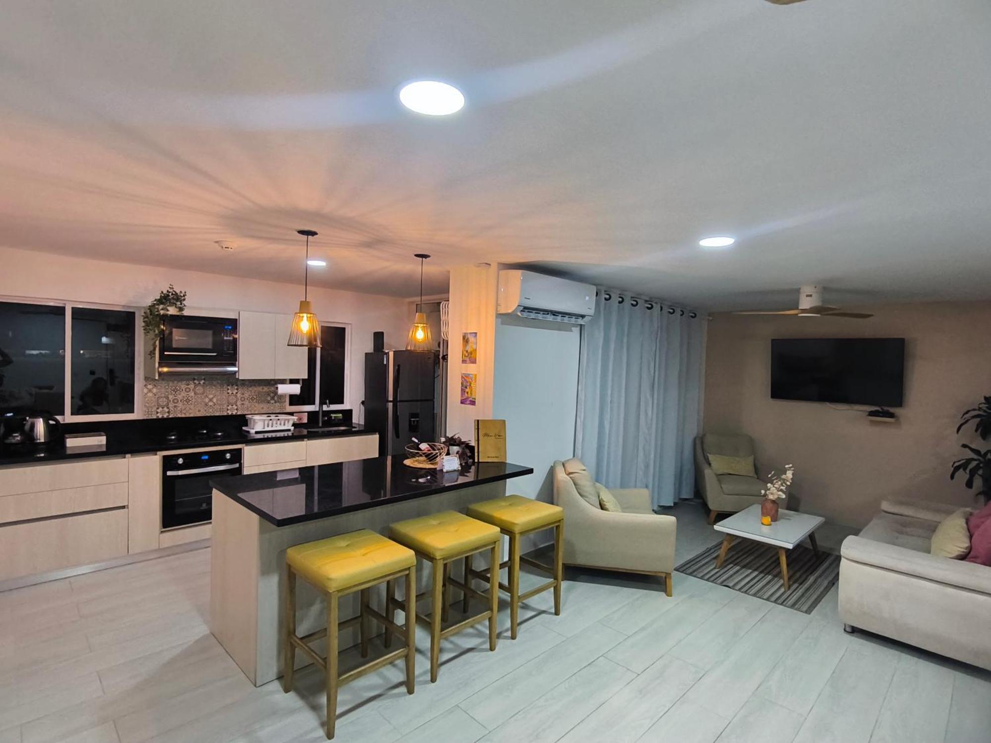 2br Oceanfront - Direct Access - Modern And Spacious - 6th Floor Apartment *